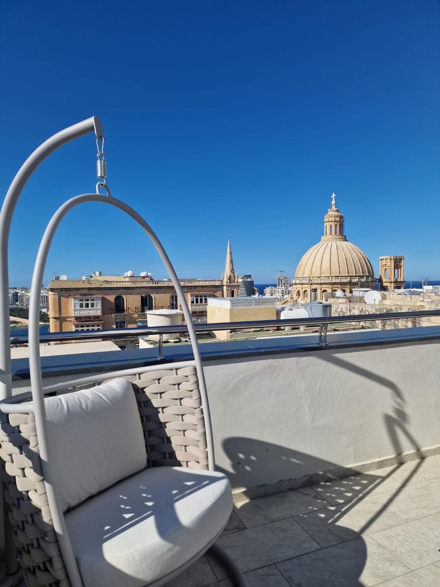 The Embassy Valletta Hotel 외부 사진